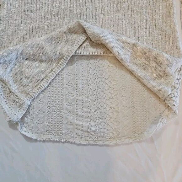 Hollister Lace Back‎ Ivory Sweater Women Small - Picture 3 of 7